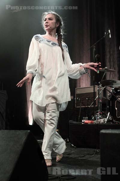 CATHERINE RINGER - 2011-05-22 - PARIS - La Cigale - 